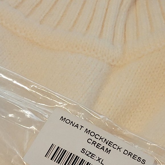 💖 AMAZING Sweater Dress 2 Sizes NEW w/Tags Sooo Soft - Picture 4 of 5